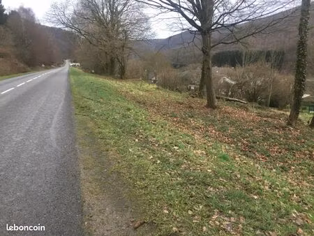 terrain 2325m2 à deville