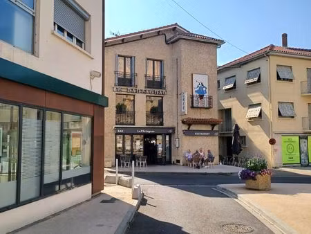 fonds de commerce bar 270 m²
