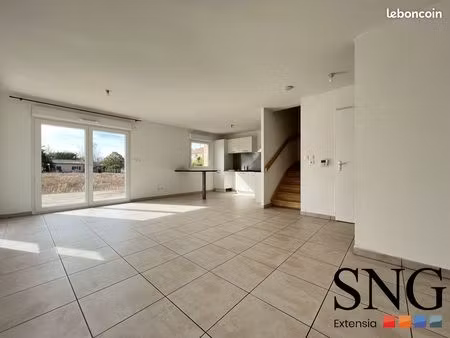 villa 4 pièces 82 m²