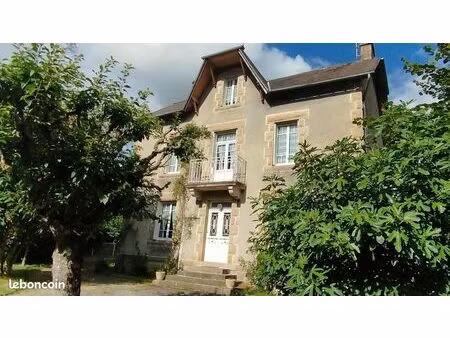 maison 8 pièces 150 m²