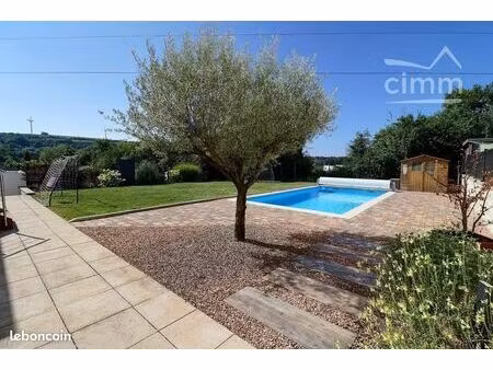 maison 6 pièces 165 m²