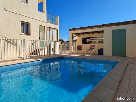 villa 3 chambres   piscine  2 terrasses   jardin   parking