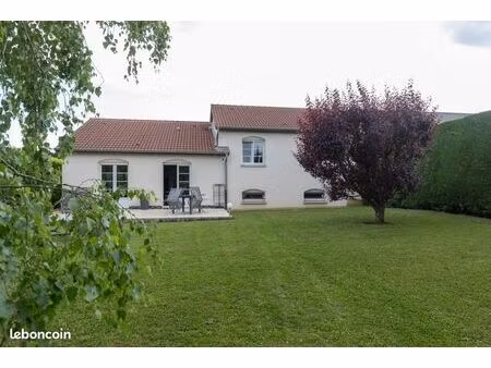 pavillon 5 pièces 145 m²