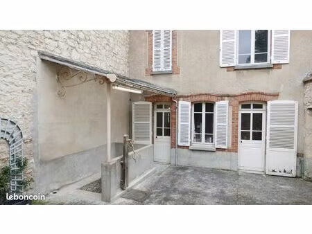maison 5 pièces 140 m²