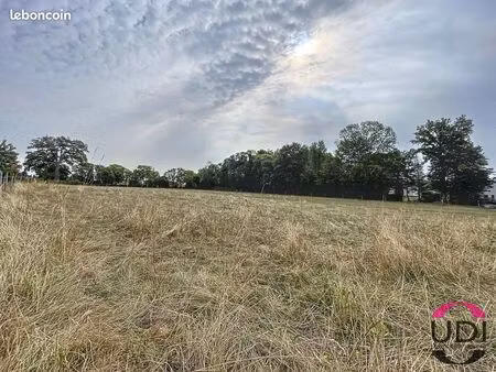 terrain 6 597 m² dun le palestel