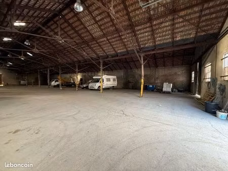 garage / box / stockage 50m2