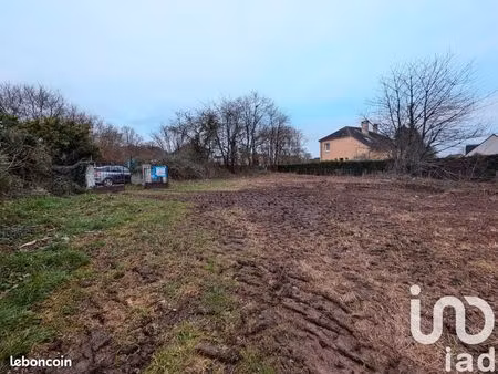 terrain 437 m² trangé