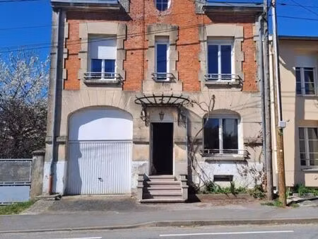 maison 5 pièces 141 m²