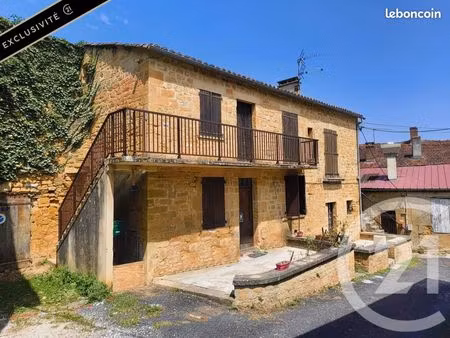 immeuble 148 m² gourdon