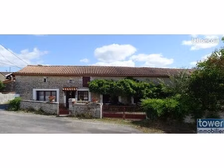 maison 9 pièces 330 m²