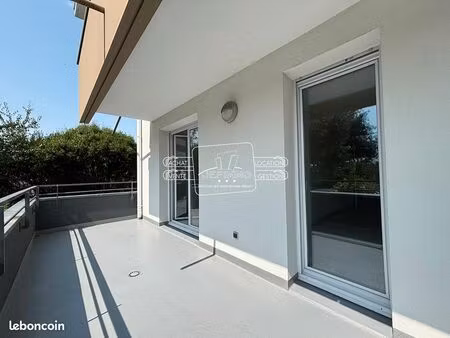 appartement 3 pièces 63 m²