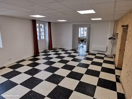 local commercial ephémère à louer - malicorne sur sarthe