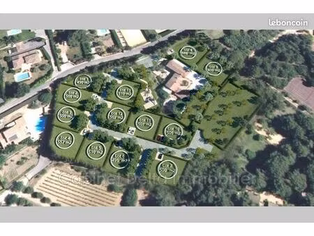 terrain 688 m² sanary sur mer