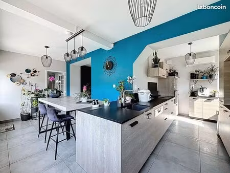 maison 5 pièces 144 m²