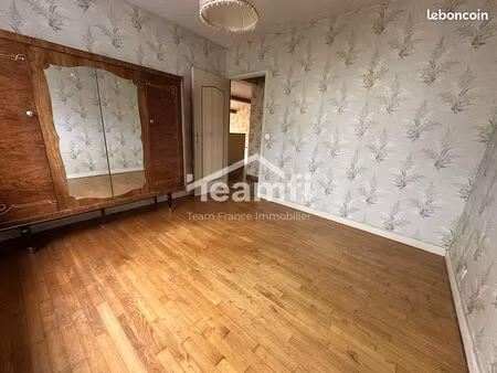 maison 5 pièces 111 m²