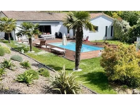 villa contemporaine 140 m² – piscine & grand terrain 2 224 m² –