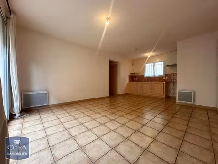 appartement à louer 2 pièces 38.84 m² - vedène (84) - 611€