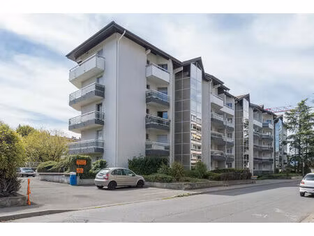 urgent ! ville la grand  emplacement 1er ordre