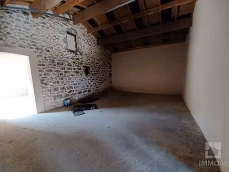 entrepôt agricole / stockage / garage / box / garde meuble