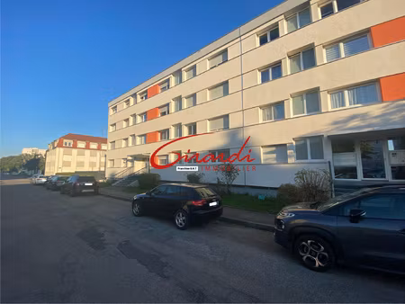 mulhouse secteur gare du nord  appartement 5 pieces de 95 m2