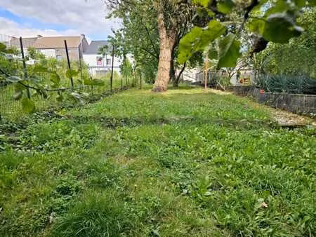 maison avec garage et jardin !!