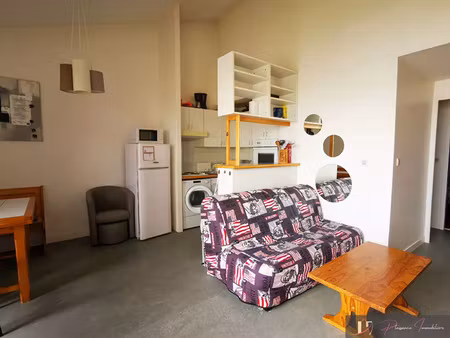 location appartement 3 pièces 55 m² à la rochelle (17000)