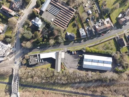 goed gelegen veelzijdige bedrijfssite met kantoren  opslag en parking