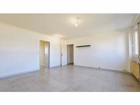 appartement 86.9m² 4 pieces 3chambres parking