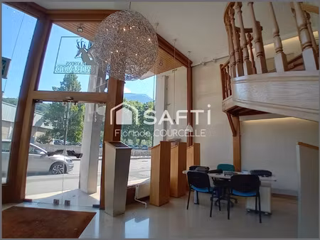location commerce 2 pièces 119 m² à albertville (73200)