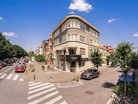 bien professionnel à vendre à woluwe-saint-lambert € 2.190.000 (lcvh7) - immo id brussel |