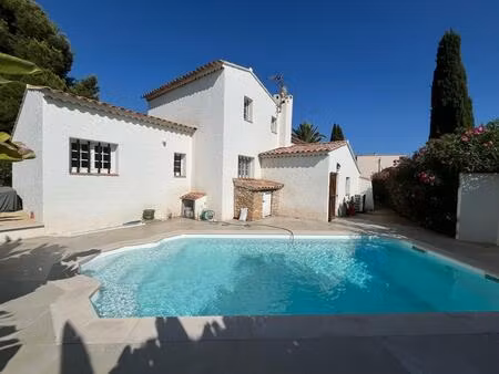 vente maison 4 pièces 109 m² saint-cyr-sur-mer (83270)