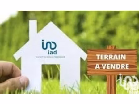 vente terrain 1 834 m²