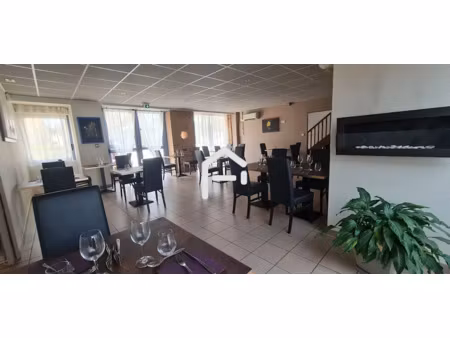 vente locaux professionnels 246 m² à arnac-pompadour (19230)  474 000 €