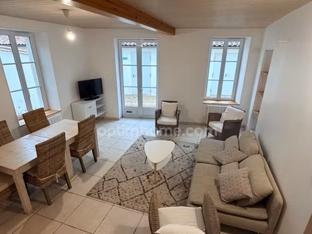 maison de village de 6pièces avec un garage à rivedoux-plage 17940