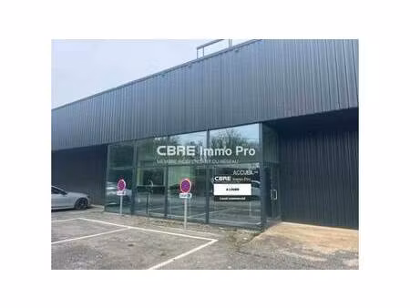 local commercial à louer