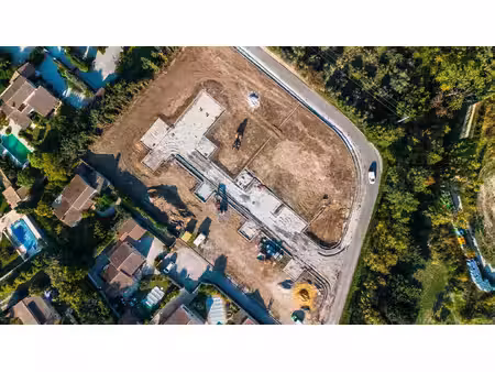 terrain constructible viabilisé à vendre
