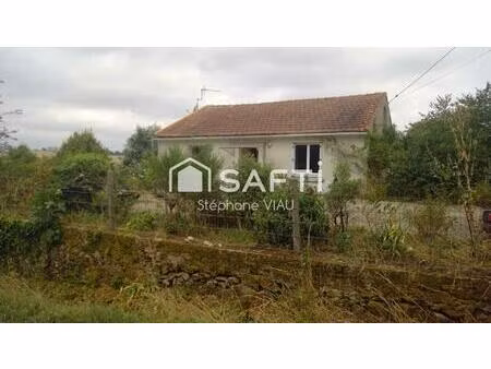 maison de 70 m2 à rénover sur un terrain de 2900m2