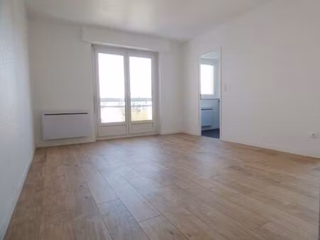 t1 dans résidence agréable