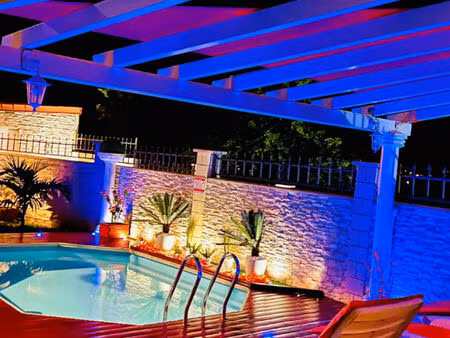 à louer : villa meublée 4 chambres avec jardin et piscine privée ? 150 m²