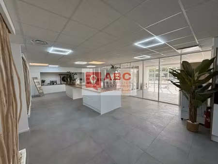 bureaux a louer a vendargues