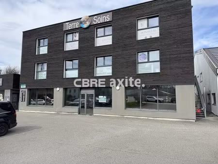 achat local commercial 426m² challes les eaux 73190