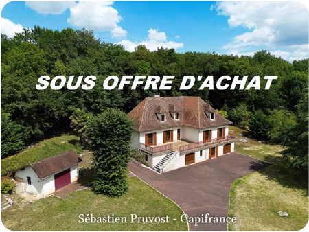 maison à vendre saint martial d'albarede 9 pièce(s) 270m2 246 000€