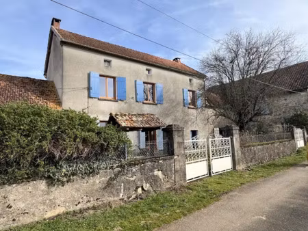 vente maison 11 pièces 135 m² à hautefort (24390)  243 800 €