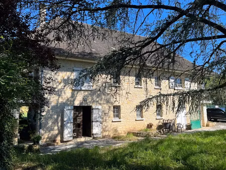 vente maison 12 pièces 360 m² à montignac (24290)  233 200 €
