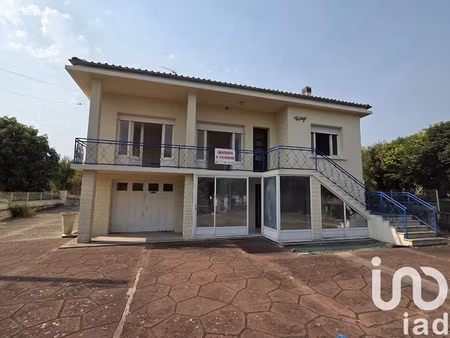 vente maison 5 pièces 144 m² à saint-fort-sur-gironde (17240)  233 000 €