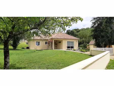 vente maison 3 pièces 105 m² à thenon (24210)  269 000 €