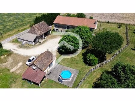 maison  piscine et granges à beaupouyet
