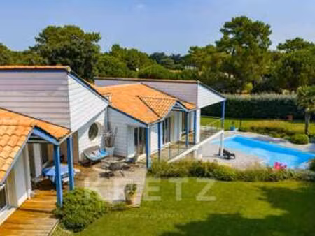 vente maison piscine à saint-georges-d'oléron (17190) : à vendre piscine / 235m² saint-geo