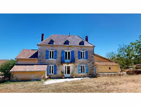 vente maison 7 pièces 210 m² à salignac-eyvigues (24590)  434 600 €