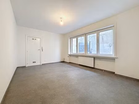 studio entièrement renové !